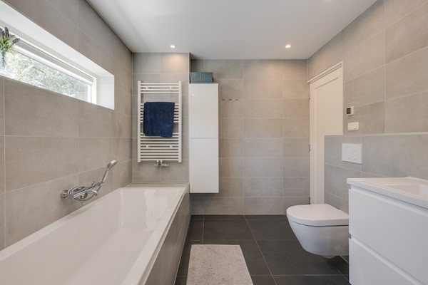 Medium property photo - Karel Doormanlaan 7, 2252 BE Voorschoten
